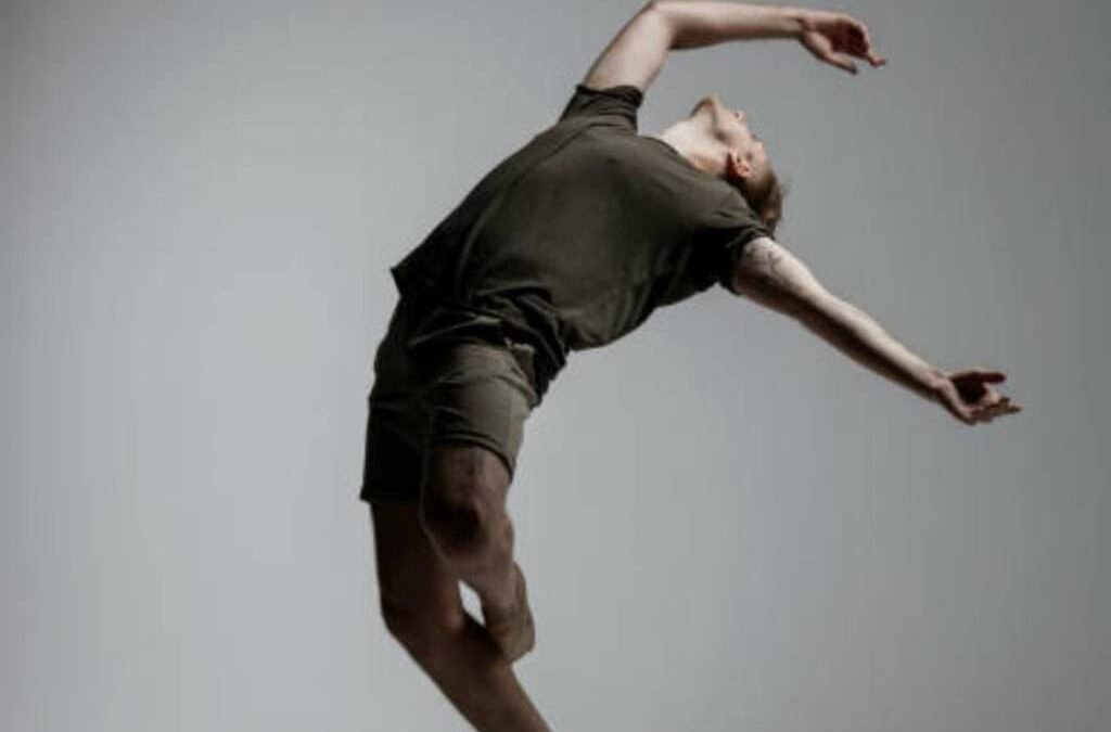 Lecture dansée sur les chemins