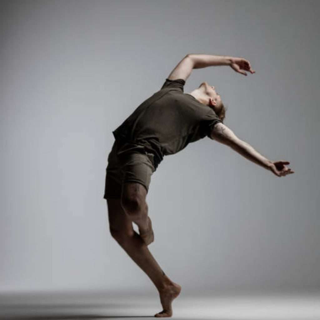 Lecture dansée sur les chemins © DR