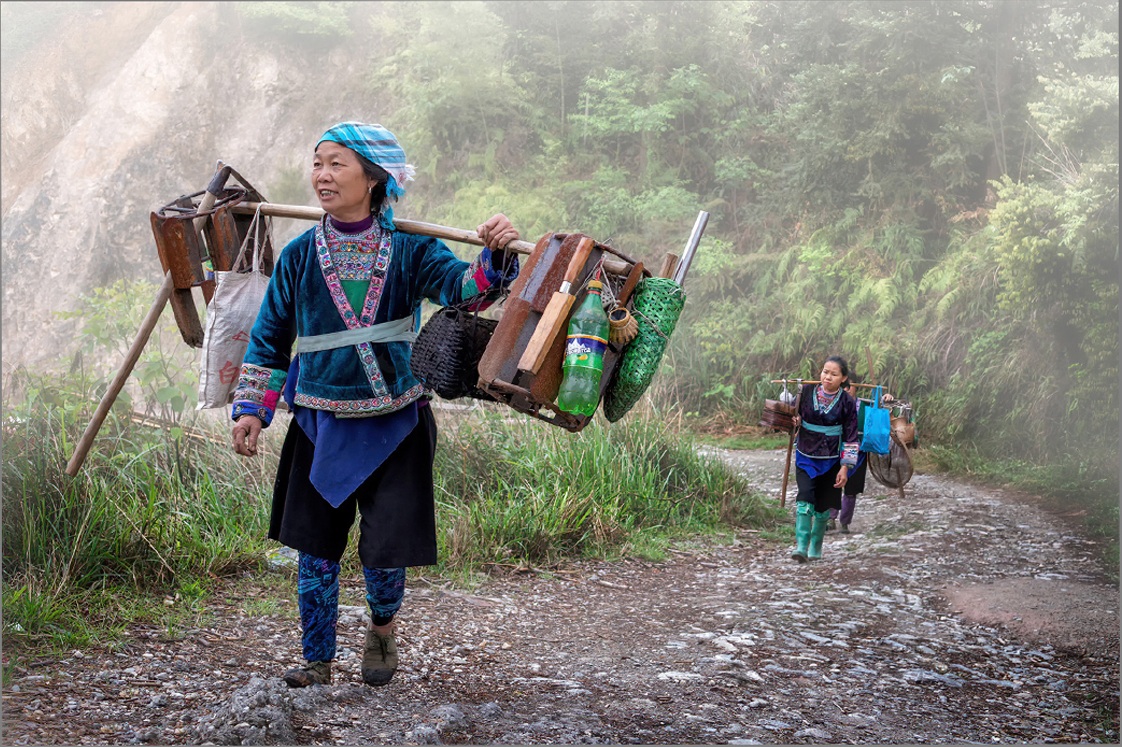 Les sentiers se racontent © Fos Provence Photographie